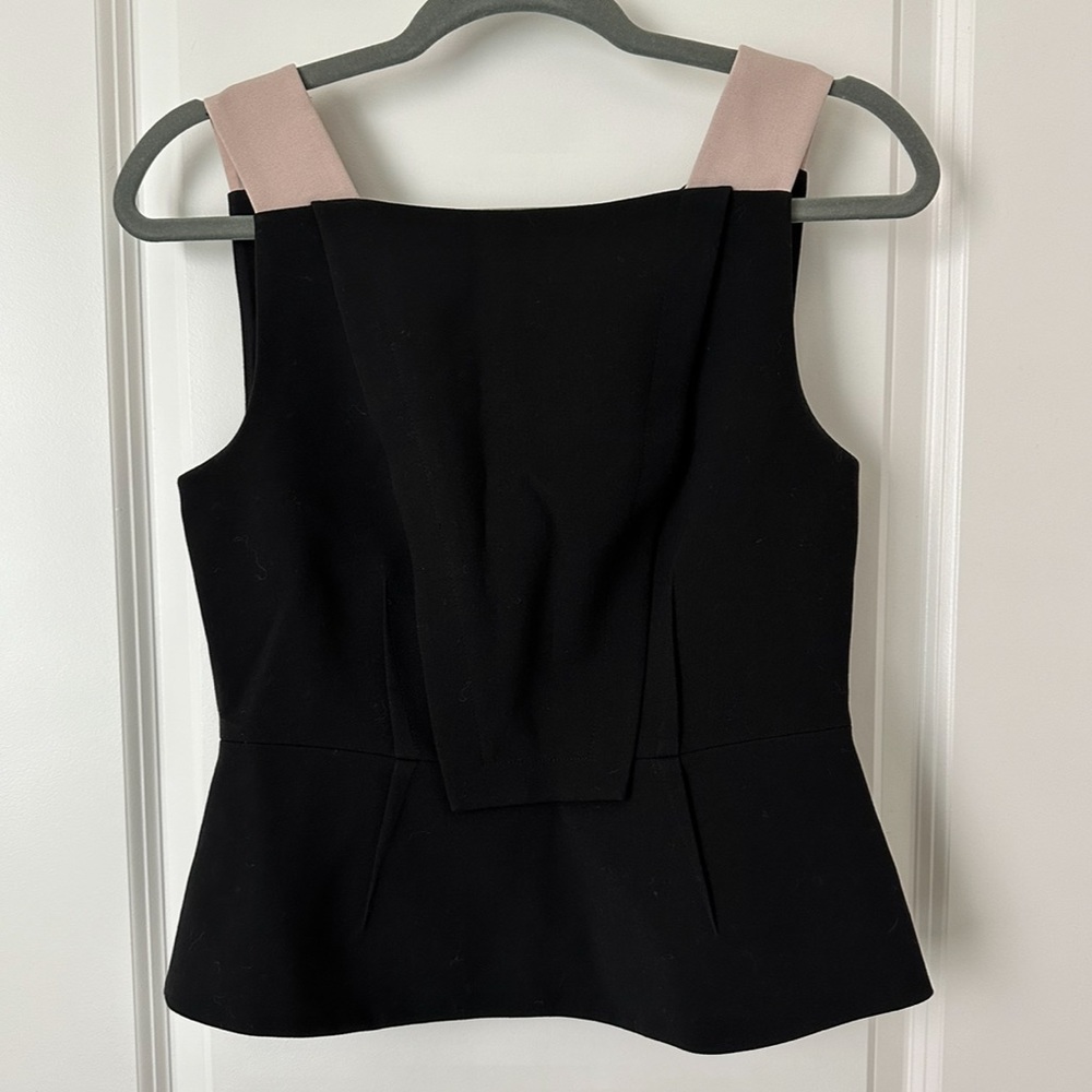 BCBG structured top